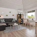 2-room In